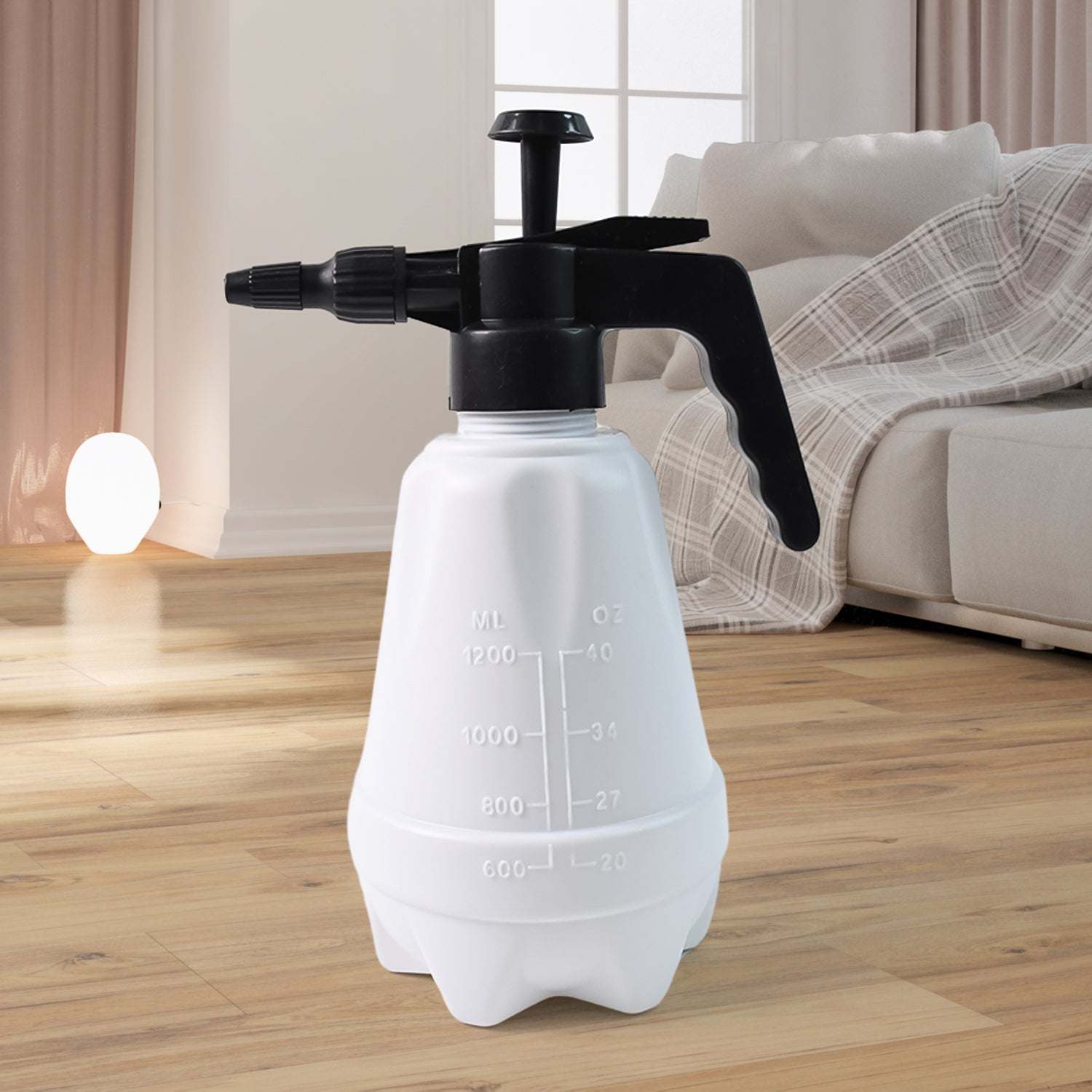 1 5L Heavy Duty Plastic Pressure Spray Bottle with Adjustable Nozzle
